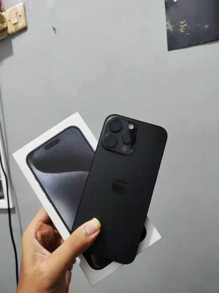 iPhone 15 pro max 256 ibox