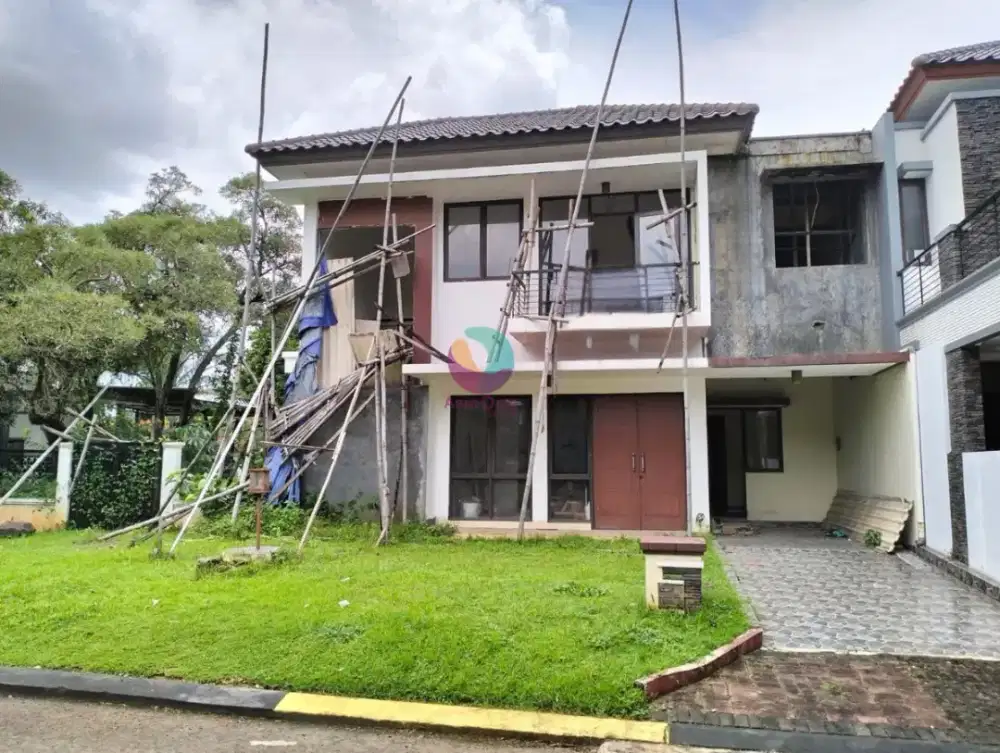 Dijual cepat rumah hook termurah diperumahan legenda wisata Cibubur