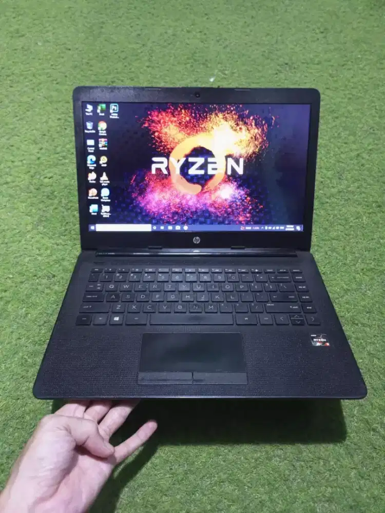 Laptop HP Slim rizen3