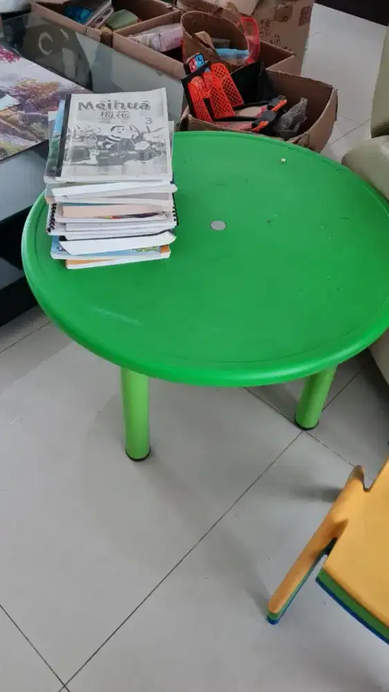 Meja belajar anak informa