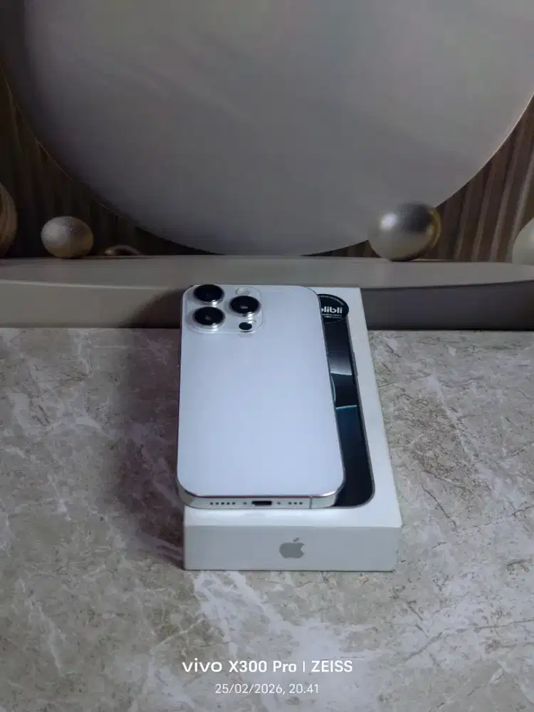 Iphone 16 pro 128gb ibox garansi oktober 2026