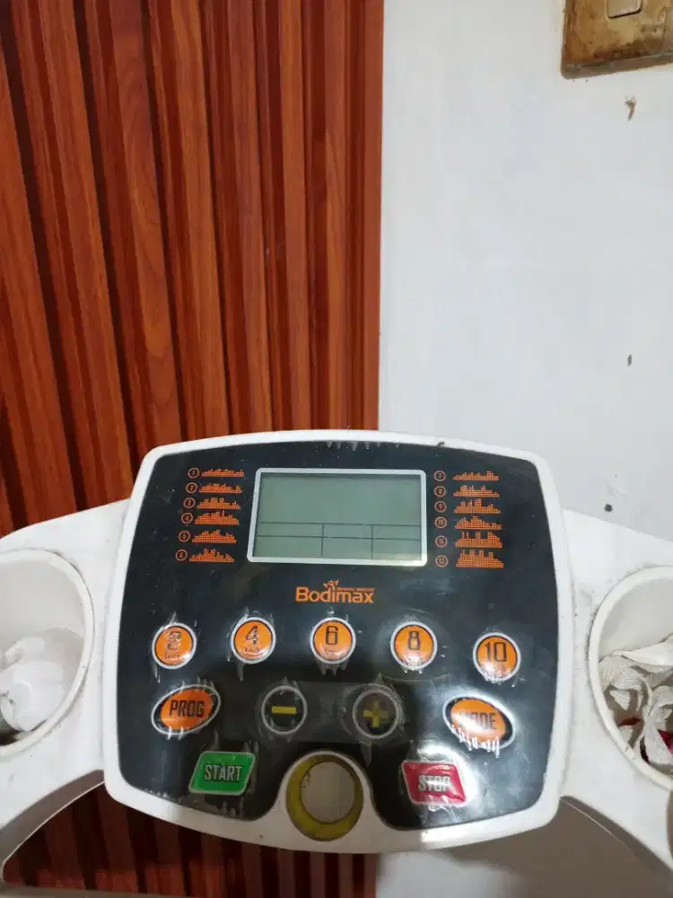 TREADMILL ELEKTRIK BODIMAX HSM-T09D5