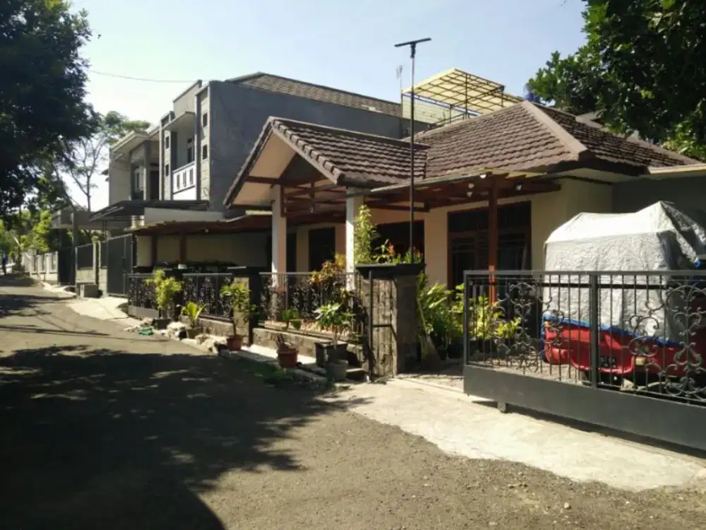 Rumah siap huni Turangga strategis