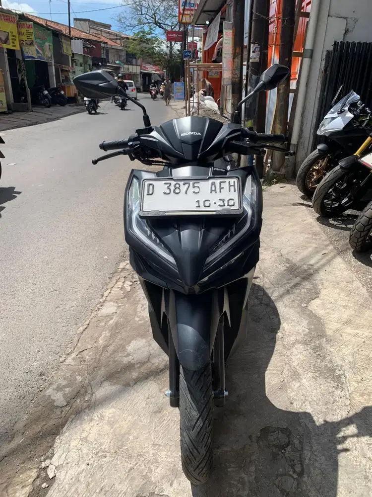 Honda Vario 125 Cbs Iss Tahun 2025