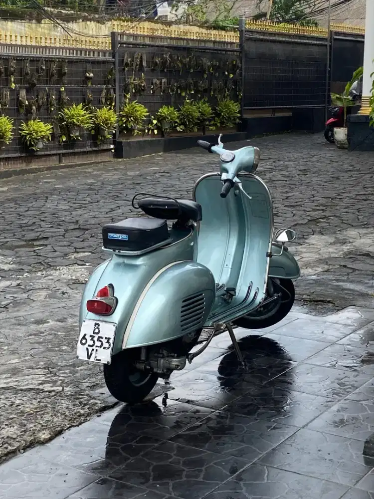 Dijual Vespa look VBB basic Bajaj super tahun 80