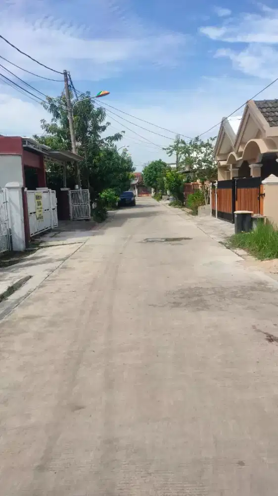 Dijual/Dikontrakkan rumah Lt 160 Lb 144