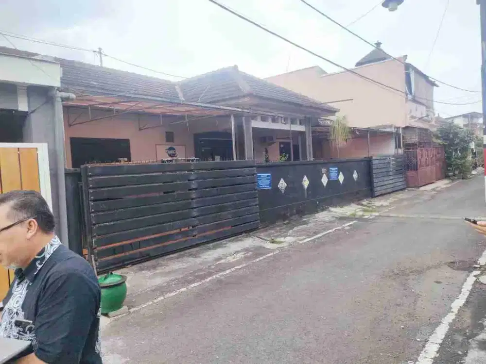 DI JUAL RUMAH 

KEL. : PURWANTORO
KEC. : BLIMBING
KAB  : MALANG
