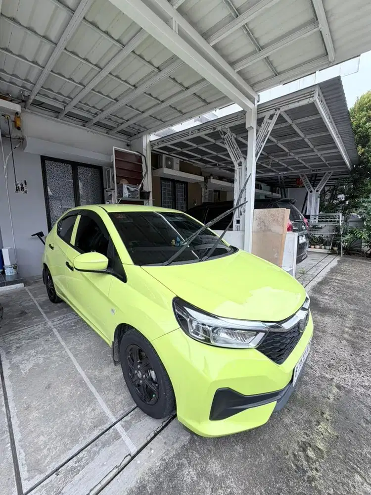 FOR SALE HONDA BRIO SATYA 1.2 E CVT 2025 MATIC LIME GREEN