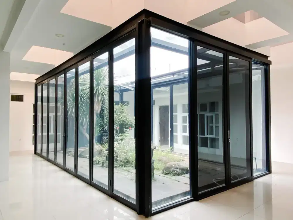 Elegant Living Behind A  Private Wood Gate.