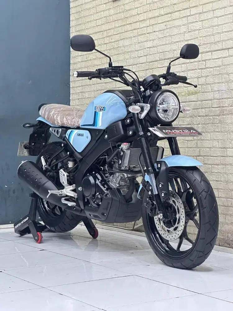 Km 5rb Gres‼️ Yamaha XSR 155 2023 Bau baru - Zaky Mustika 33.