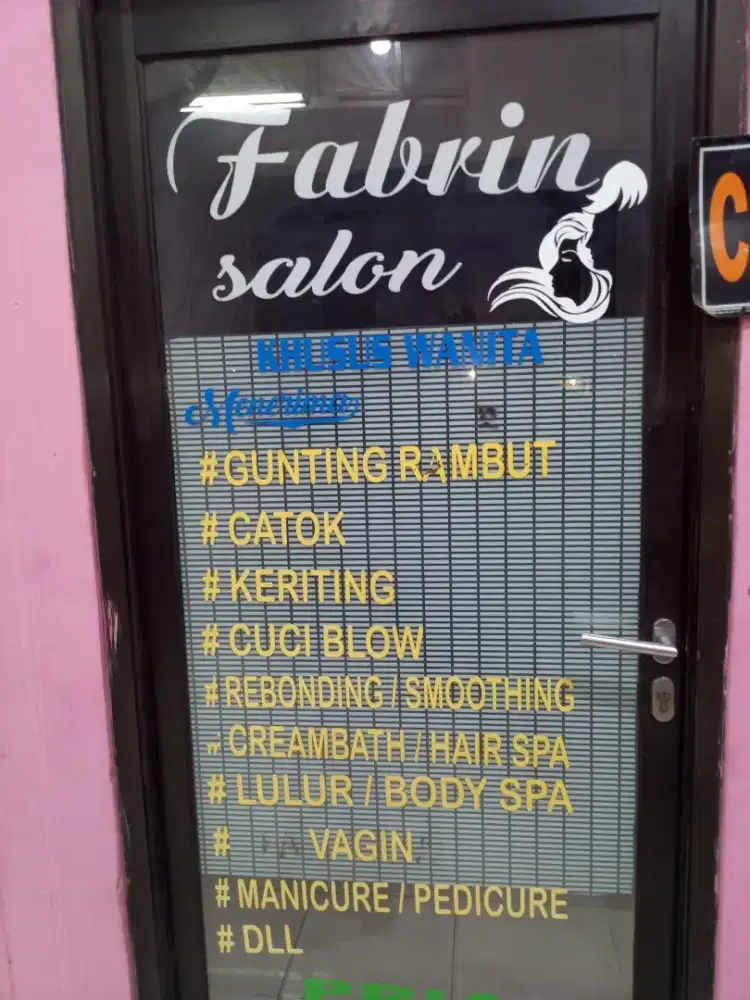 Loker salon fabrin