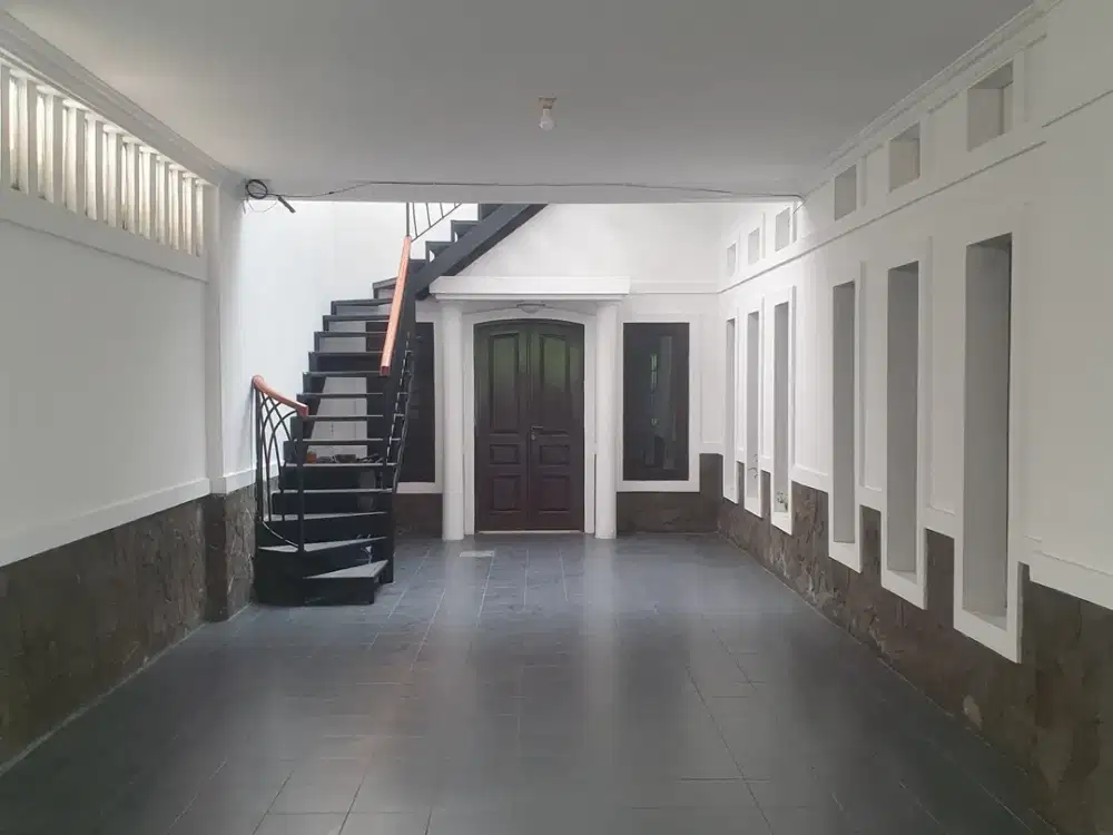 Rumah Menteng, Silent Office , Kawasan Tenang