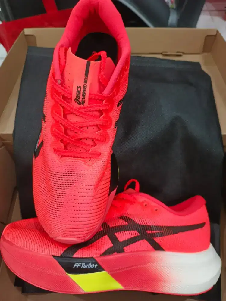 Asics Metaspeed Edge