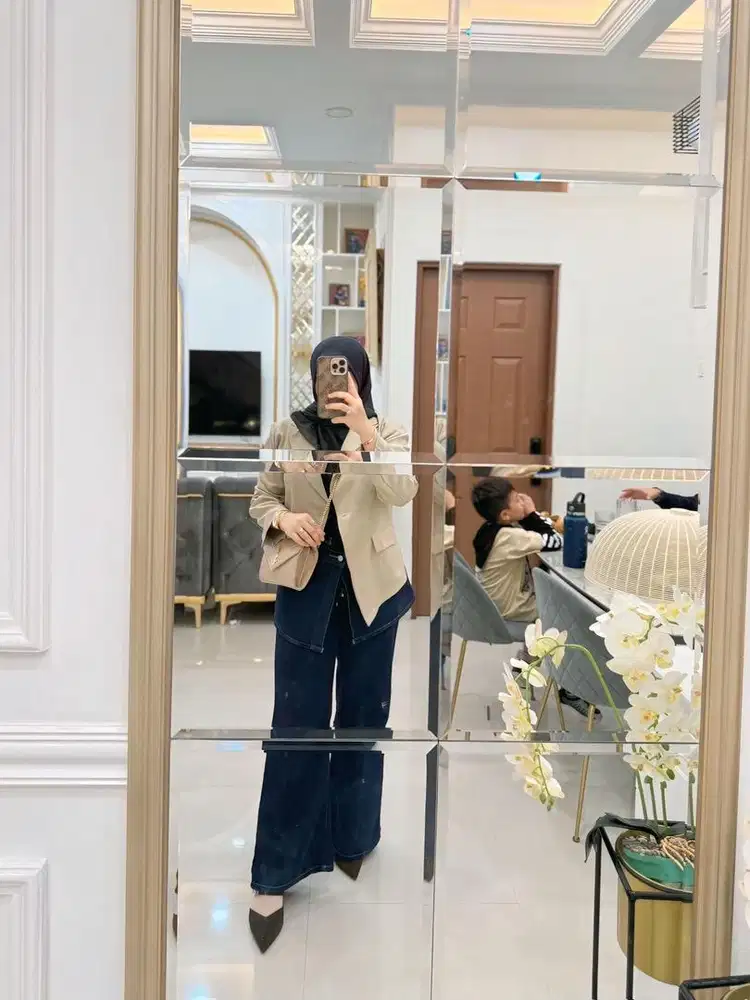 Dicari art serabutan