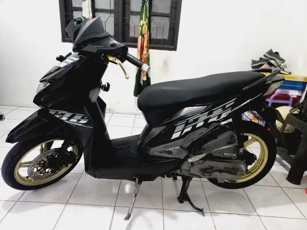 Honda beat eco 2017