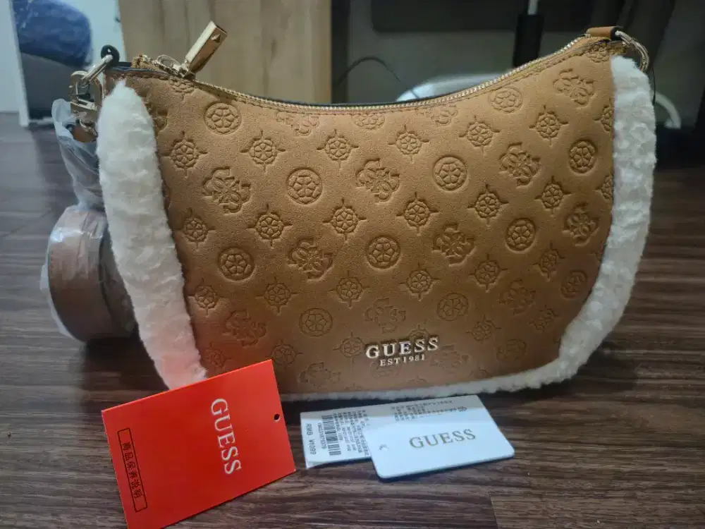 Tas Guess Davina Kobo Jual Setengah Harga Kondisi Baru