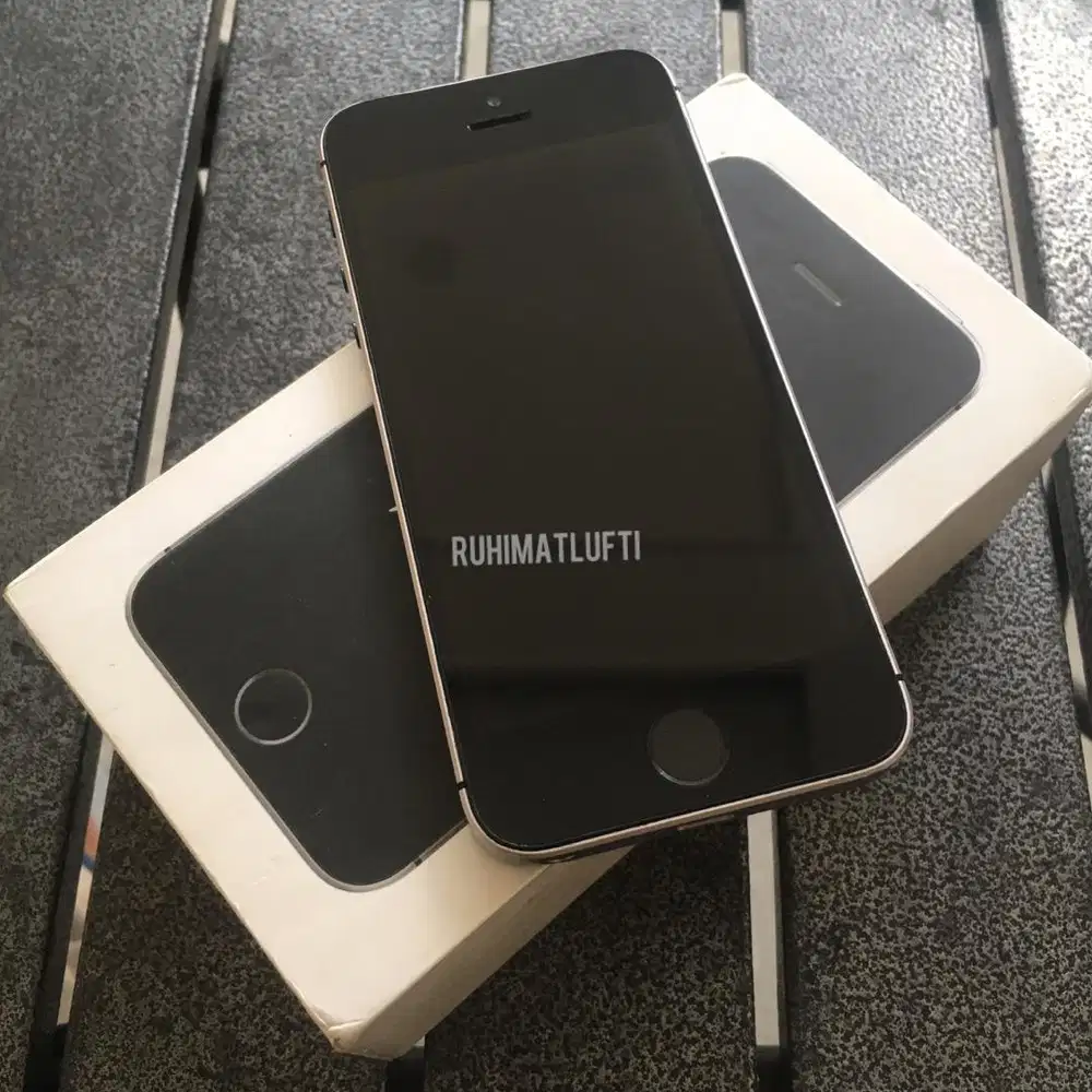 Iphone se 2016 5se spacegray 256gb