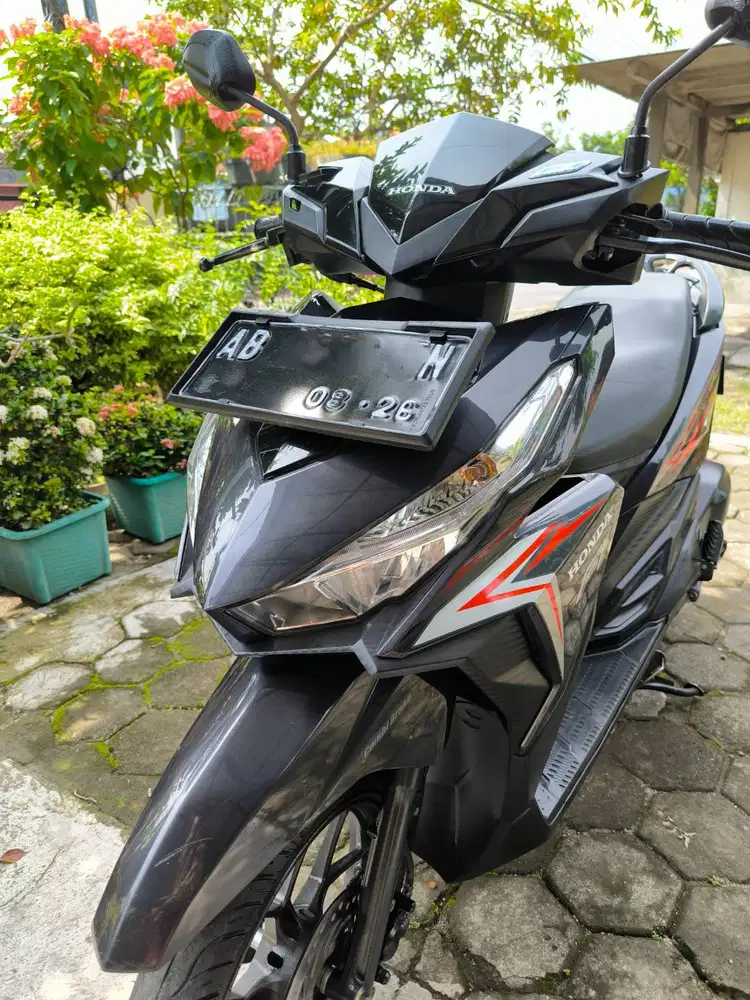 Jual Motor Klangenan Pribadi Honda Vario 125 LED Old Istimewa orisinil