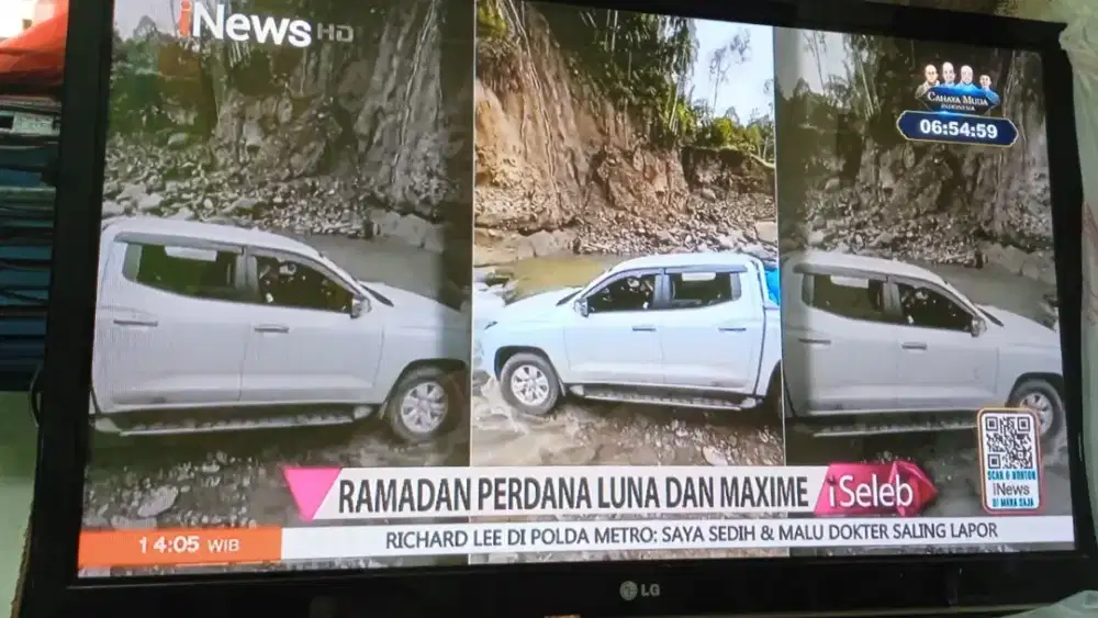 Tv LG 43 inch suda android barang bagus, pakaian kantor