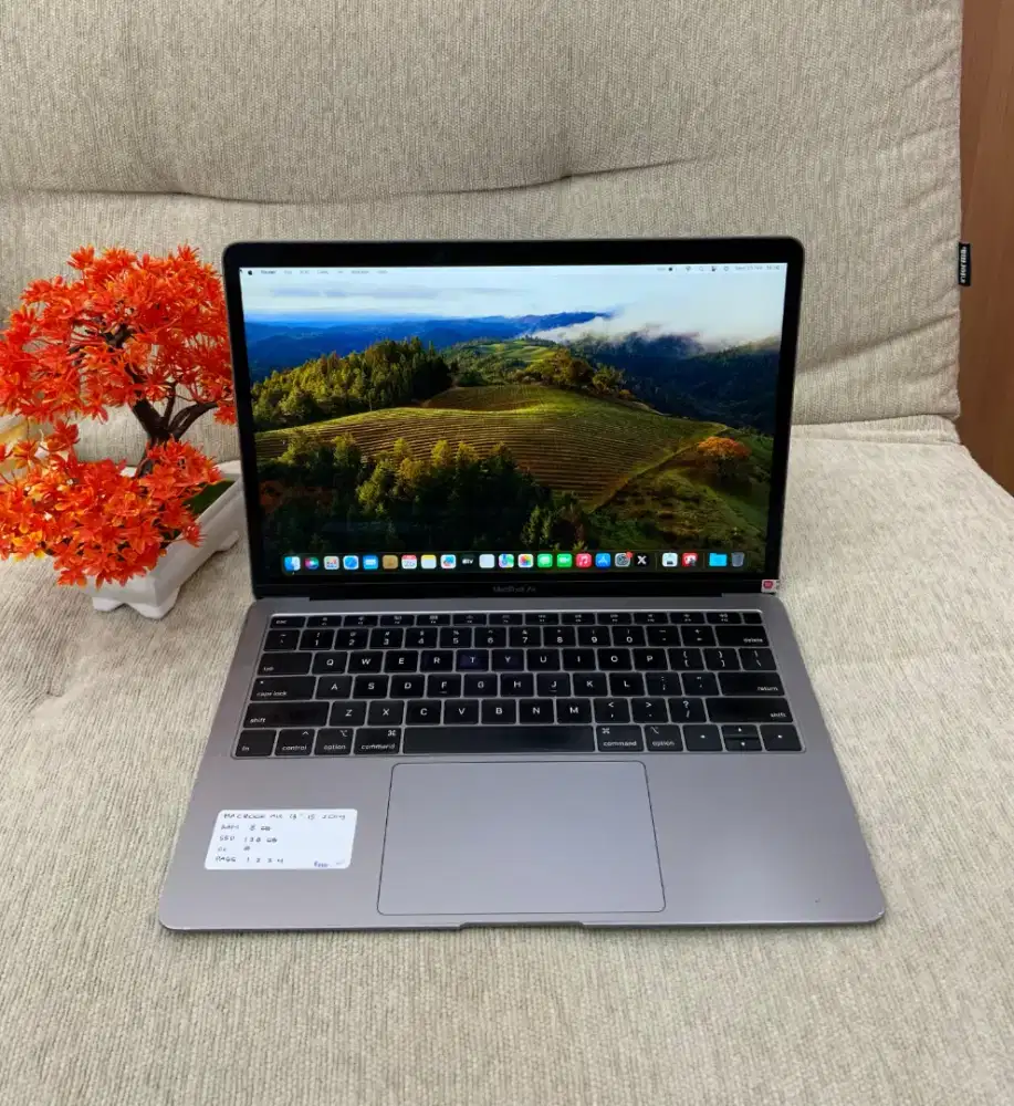 Macbook air 2019 i5 8gb 128gb murmer cc 84