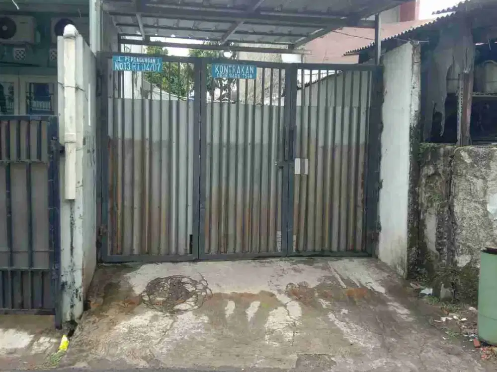 Dekat Toll, Dijual Rumah Kontrakan 5 Pintu di Deplu Jakarta Selatan
