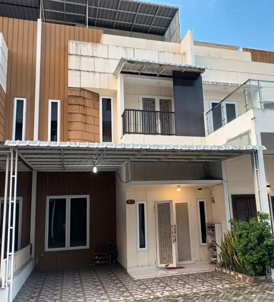 Rumah 2,5 Lt Imperial Mansion 1,38M – SHM, Hadap Selatan