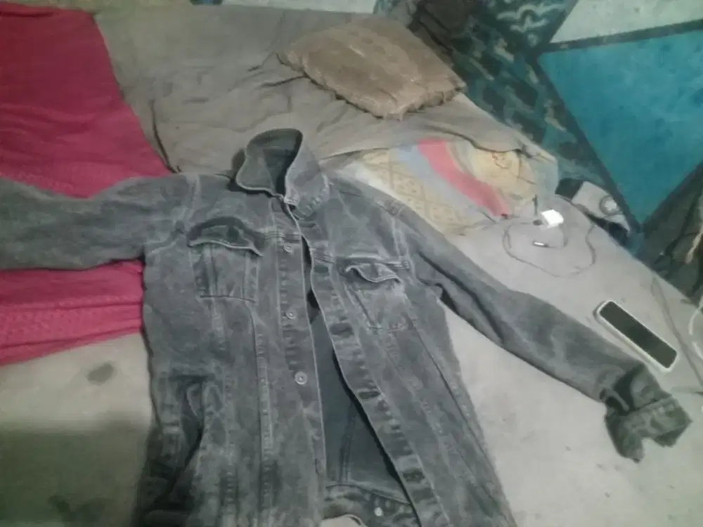 Jual butuh ... mendesak