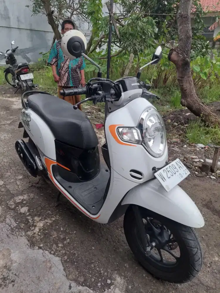 Scoopy 2017 istimewa