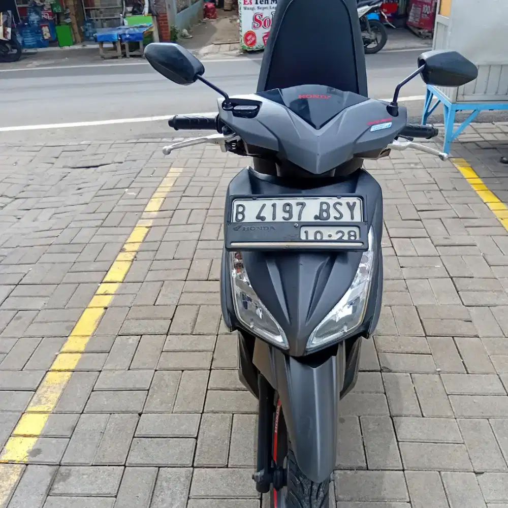 jual motor vario aknes tahun 2018
