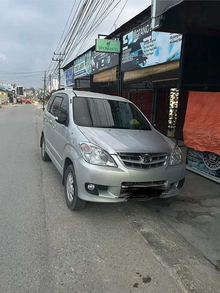 Diuangkan xenia xi1.3 2010