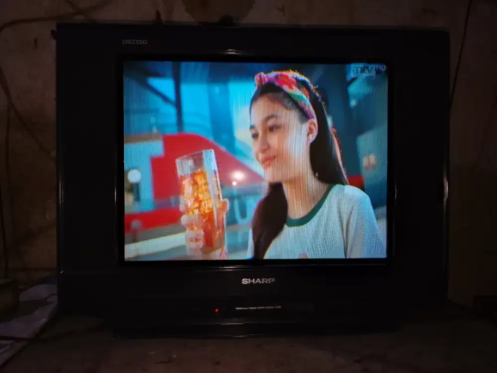 TV 21 Sharp slim + STB rmot