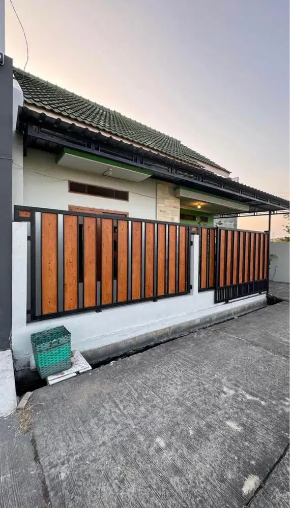 Disewakan di kontrakan rumah dekat dr oen solo baru