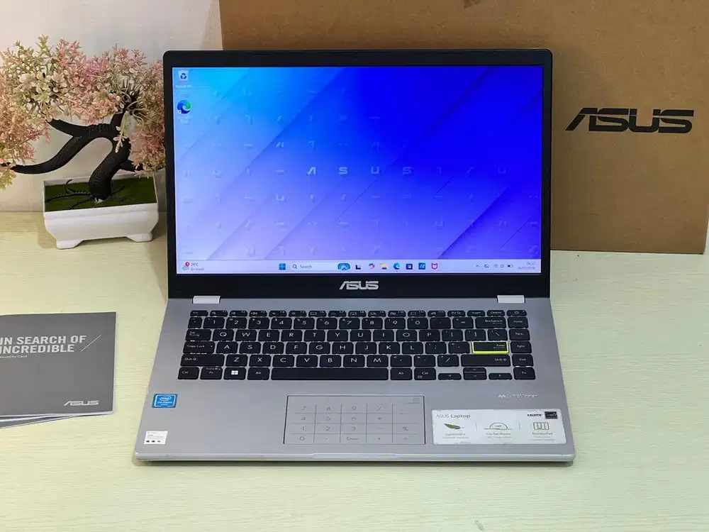 Asus E410MA Intel N4020 RAM 4 GB SSD 512 GB Mulus Rahayu Fullset