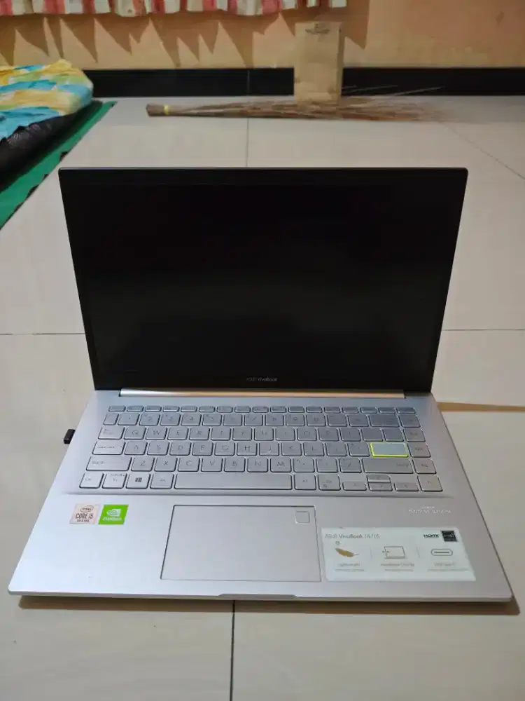 Laptop Asus Vivobook 14 K413FQ
