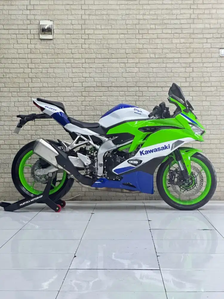 LANGKA! TIPE TERTINGGI! KAWASAKI ZX25RR ABS SE 2024