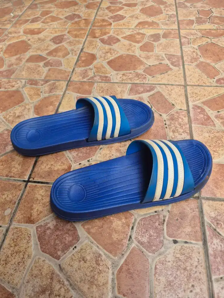 Sandal Karet Anti Air 42