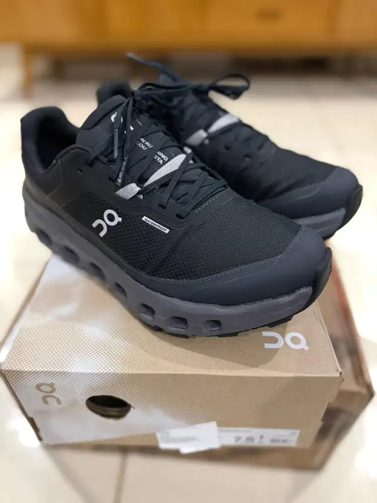 On Cloudvista 2 Black Eclipse Waterproof - Size 40.5 US 7.5 - Second