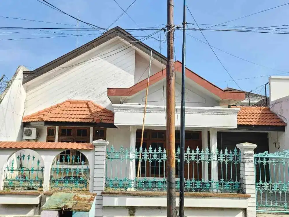 Dharmahusada Indah Tengah