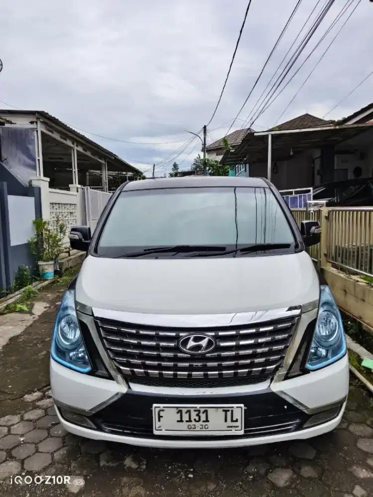Hyundai H1 Diesel matic triptonic 2011