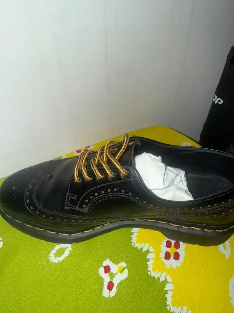 Dr Martens 3989 Brogue