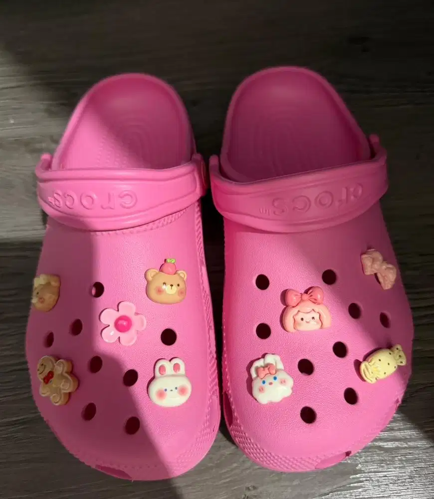 Crocs Bubblegum 37 (J4)