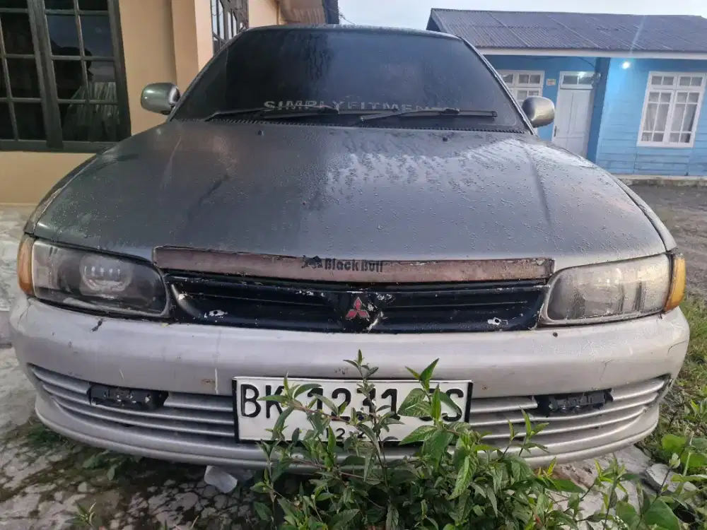 Mitsubishi Lancer CB4