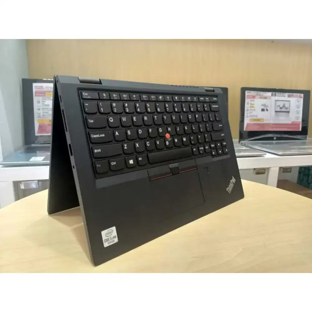 Lenovo yoga L13 gen 10 icore5 8/256