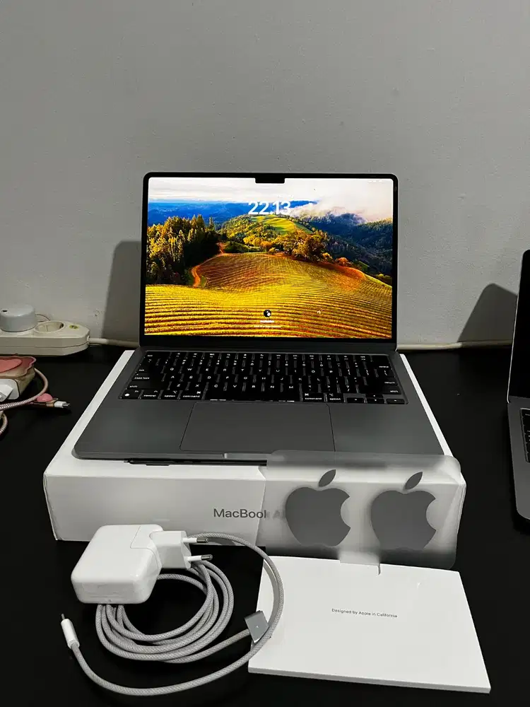 Macbook Air M2 8/256GB ex iBox