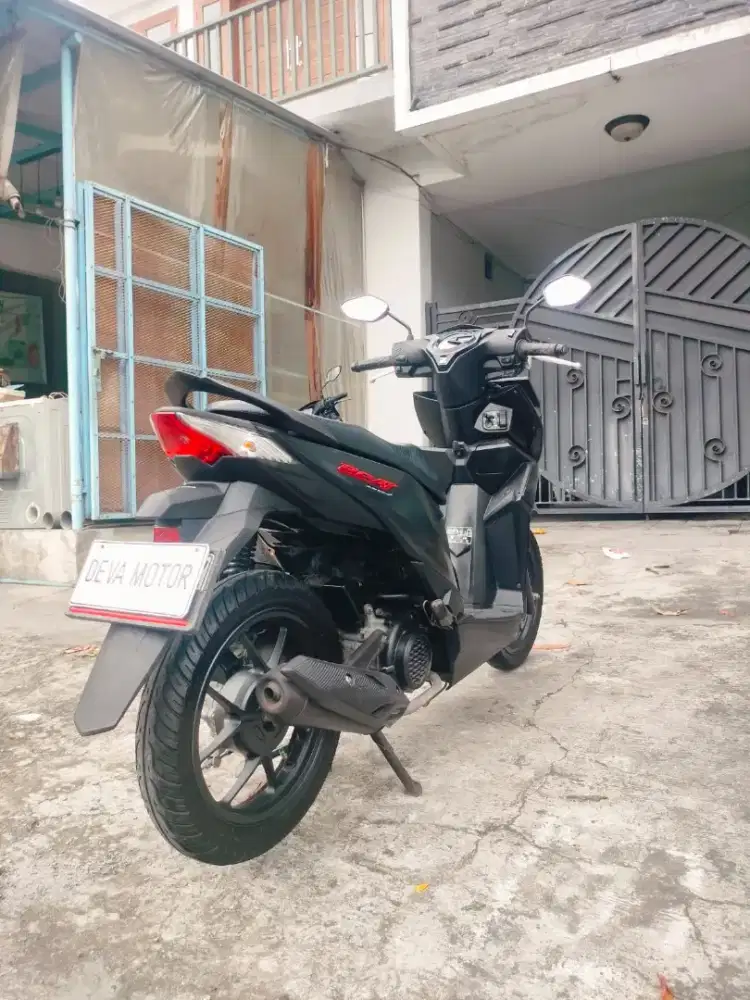 Beat deluxe DP 1 juta Deva motor