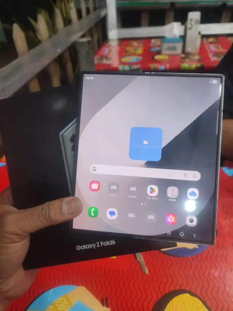 Samsung Z fold 6 12/256Gb silver resmi sein