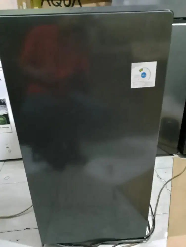 Kulkas 1 pintu AQUA