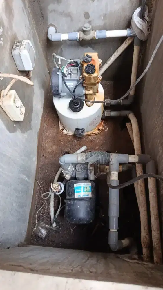 SERVICE PANGGILAN POMPA AIR { JETPUMP & SUBMERSIBLE }