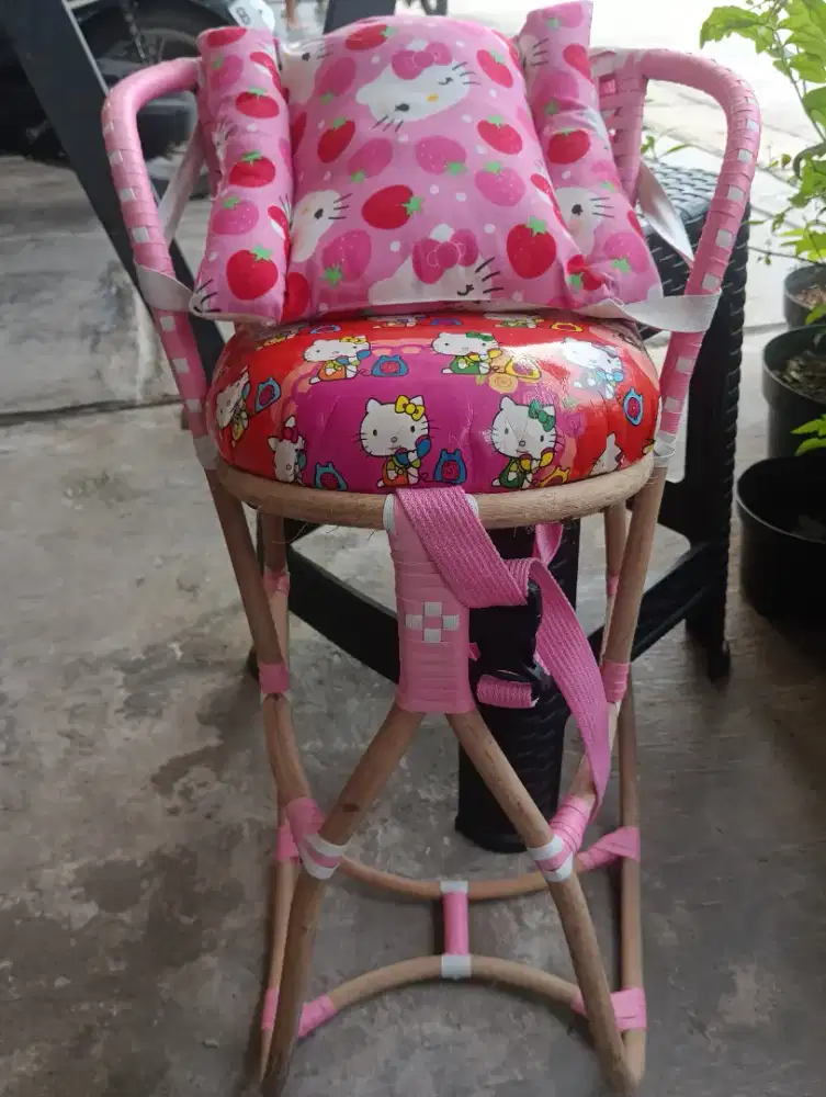 Bangku rotan boncengan anak