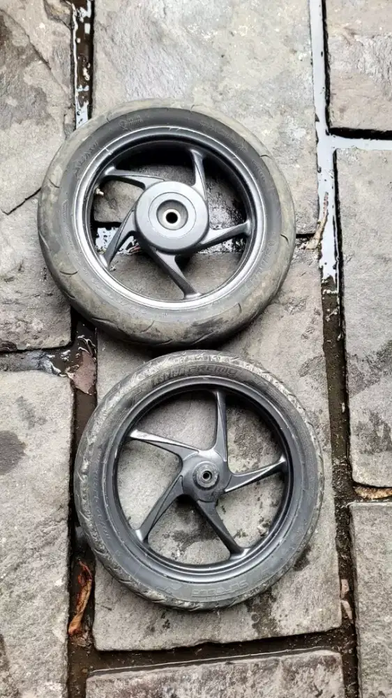 Velg ban honda beat original enkei